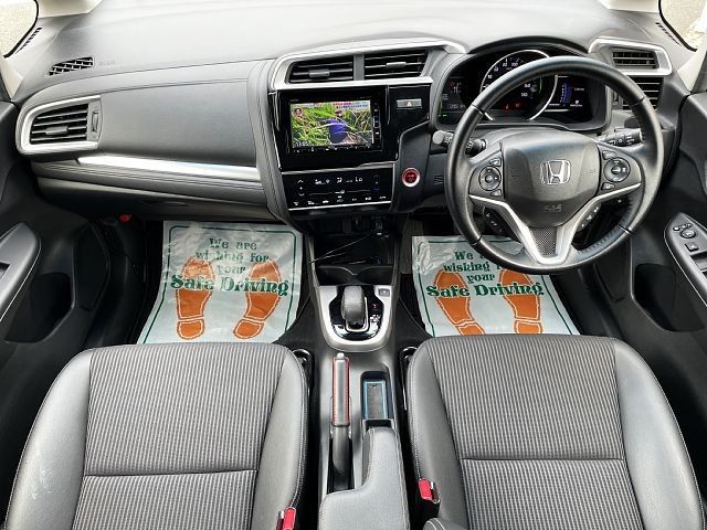FIT HYBRID