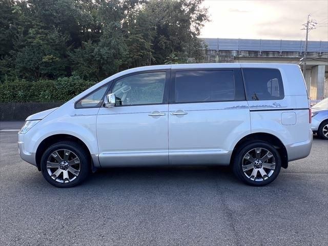 DELICA D:5 4WD