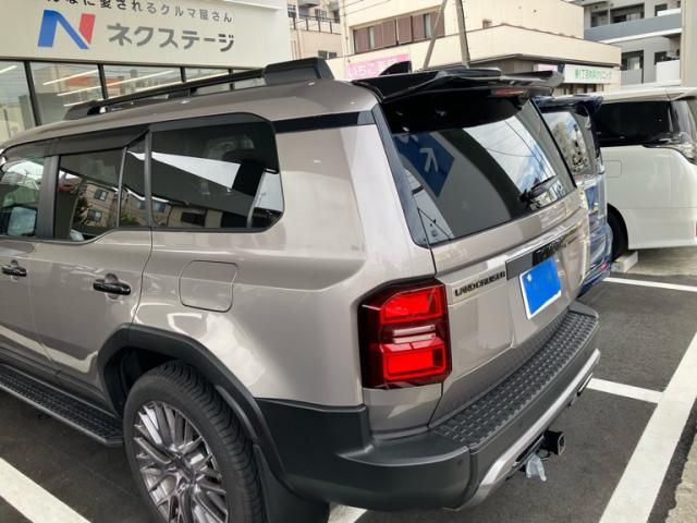 LANDCRUISER 250