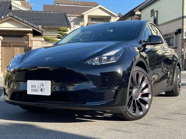 TESLA MODEL Y