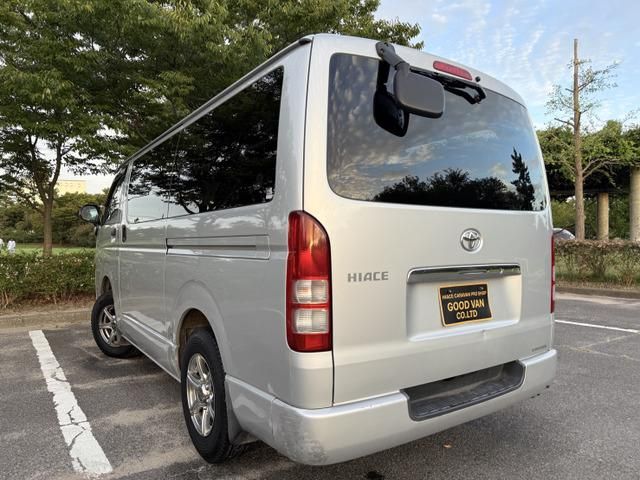HIACE van 4WD