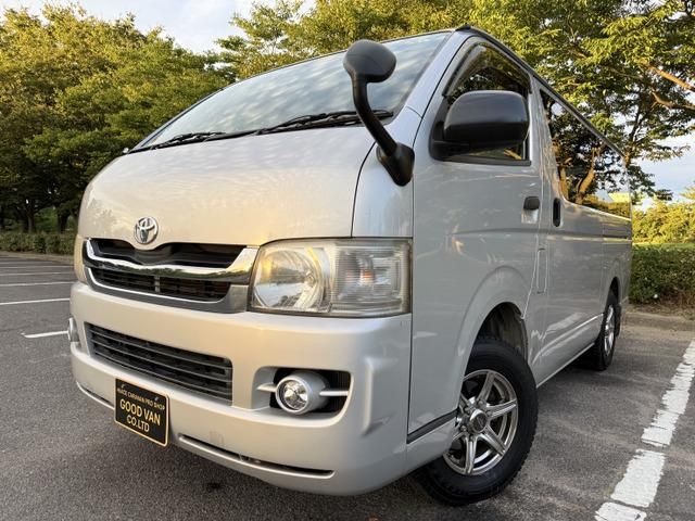 HIACE van 4WD