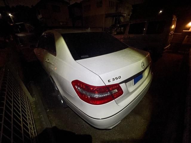 MERCEDES BENZ E class sedan