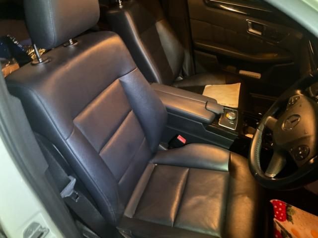 MERCEDES BENZ E class sedan
