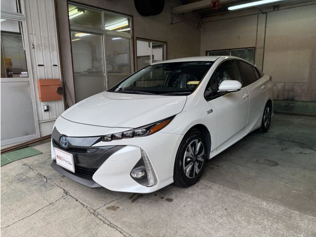 PRIUS PHV