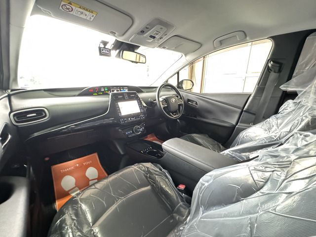 PRIUS PHV