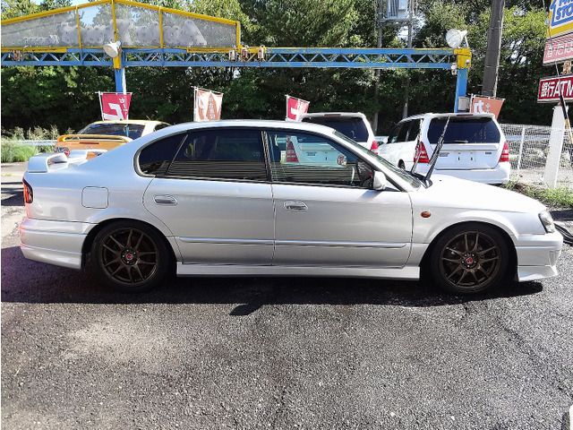 LEGACY B4