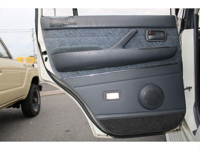 LANDCRUISER wagon