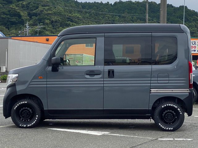 N-VAN