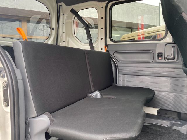 N-VAN