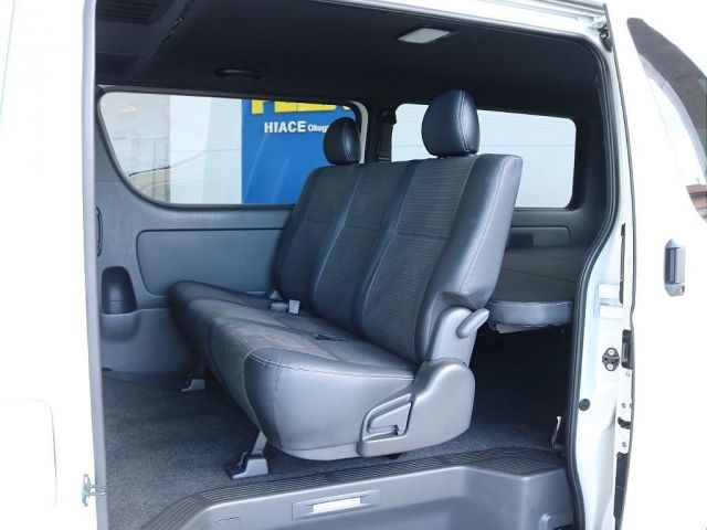 HIACE van 4WD