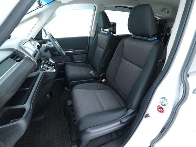 FREED HYBRID 4WD