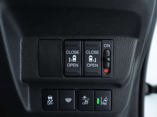 FREED HYBRID 4WD