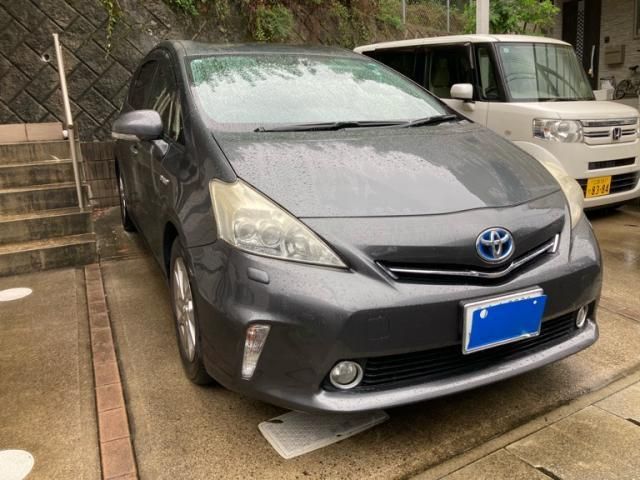 PRIUS Alpha