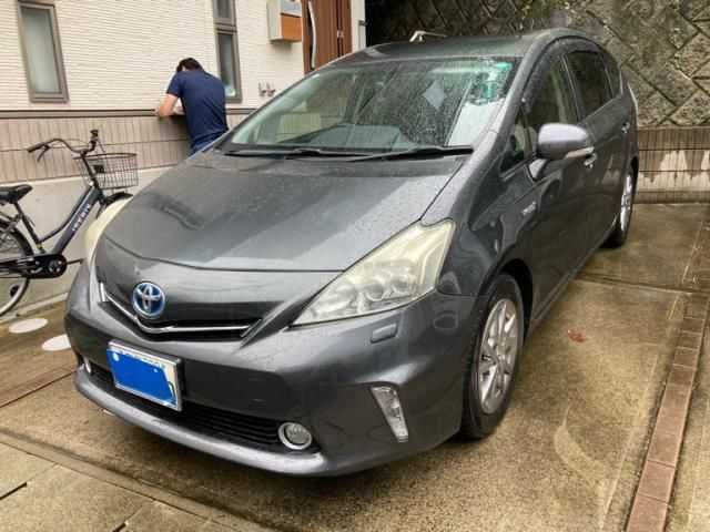 PRIUS Alpha