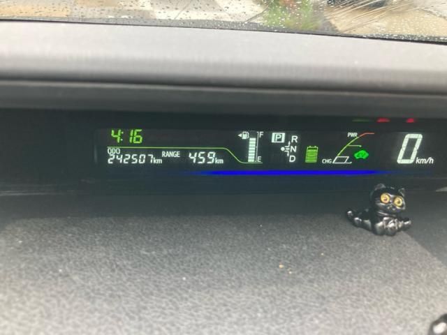 PRIUS Alpha