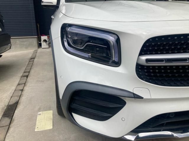 MERCEDES BENZ GLB