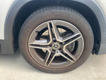 MERCEDES BENZ GLB