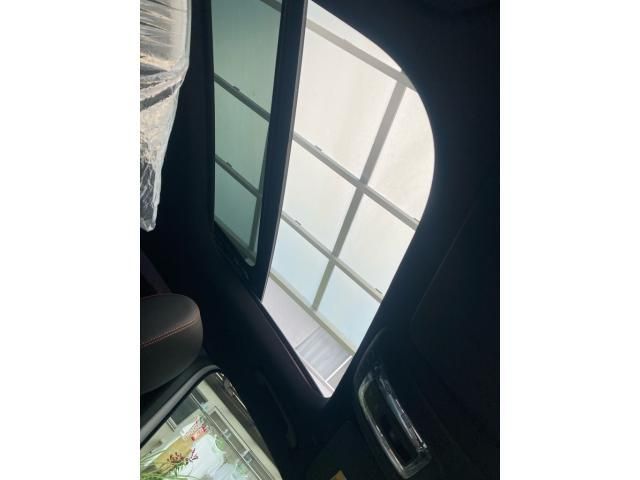 MERCEDES BENZ GLB