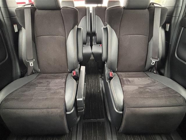 ALPHARD hybrid 4WD