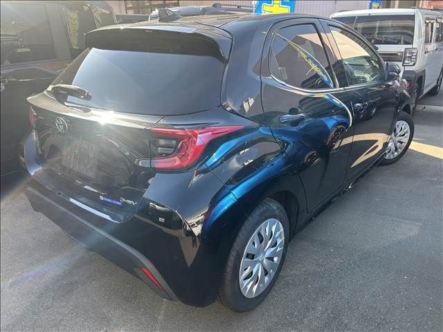 YARIS HYBRID