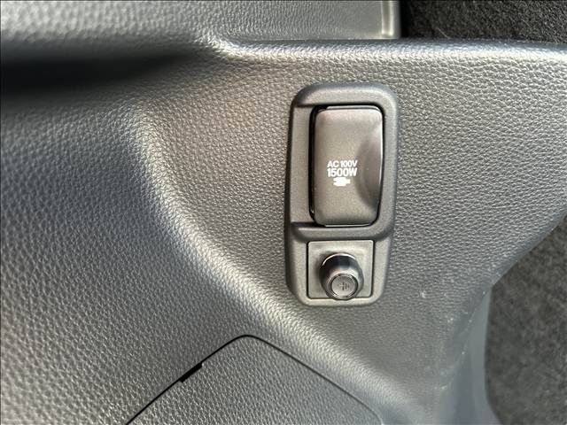 YARIS HYBRID