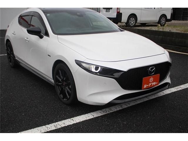 MAZDA3 FASTBACK