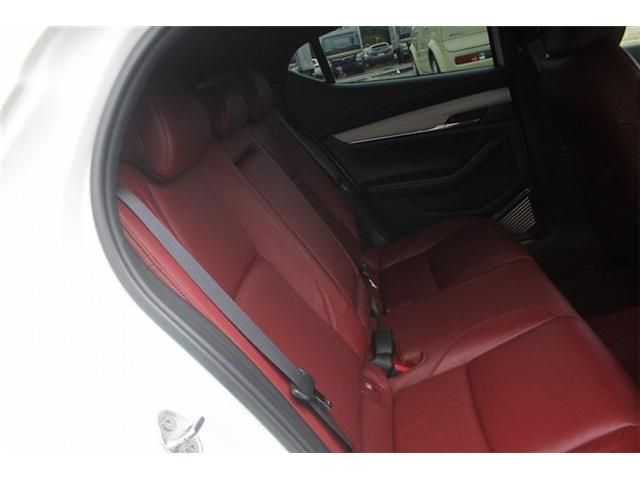 MAZDA3 FASTBACK