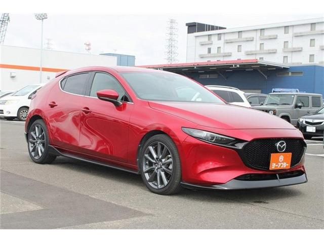 MAZDA3 FASTBACK