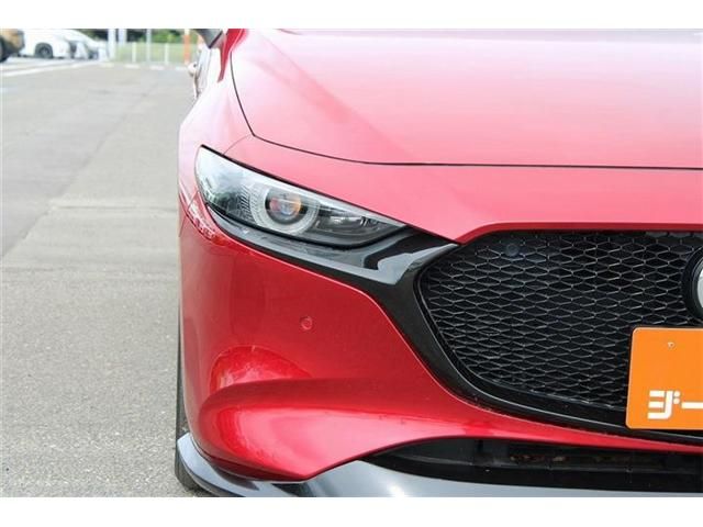 MAZDA3 FASTBACK