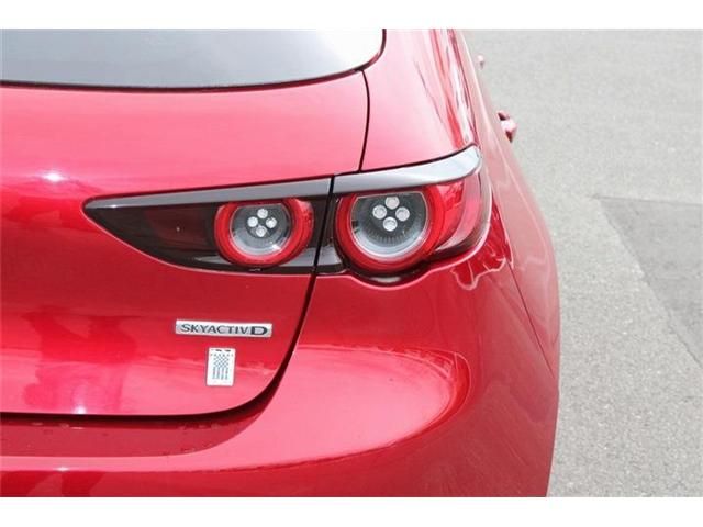 MAZDA3 FASTBACK