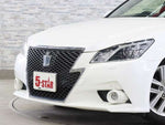 CROWN sedan hybrid
