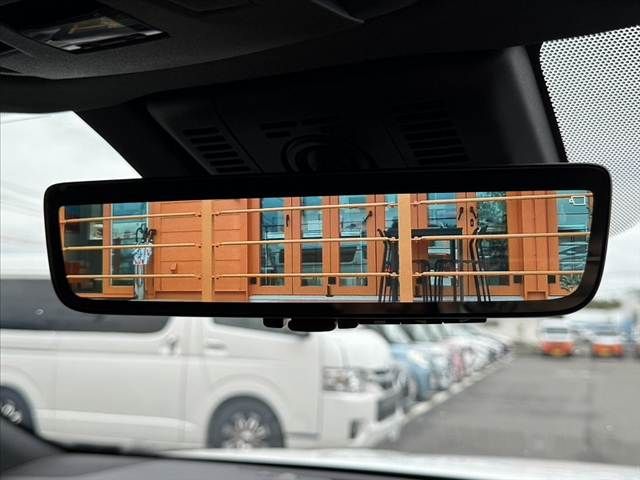 CROWN SPORT