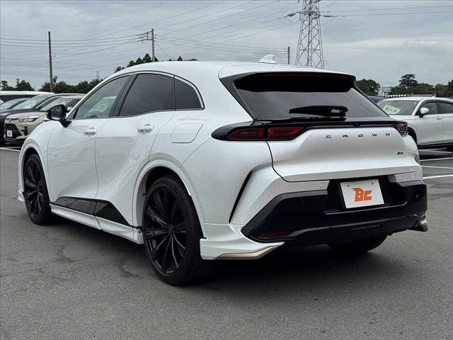 CROWN SPORT