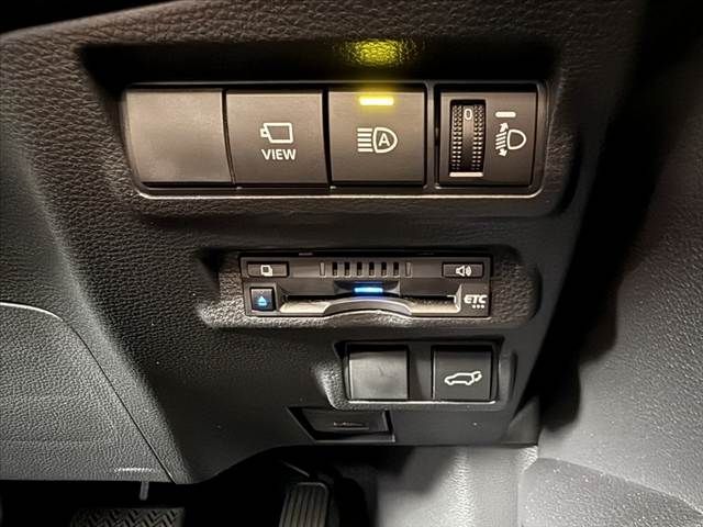 COROLLA CROSS HYBRID