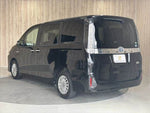 VOXY HYBRID