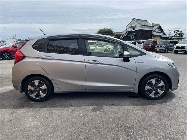 FIT HYBRID