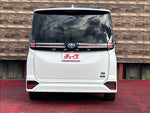 VOXY HYBRID