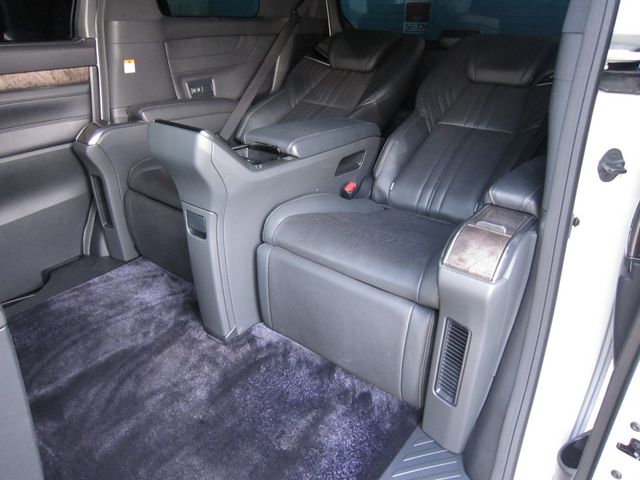 ALPHARD hybrid 4WD