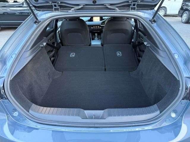 MAZDA3 FASTBACK