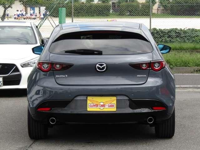 MAZDA3 FASTBACK
