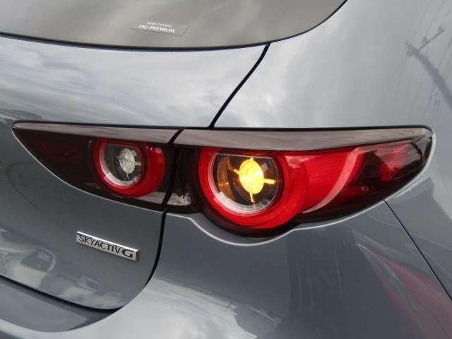 MAZDA3 FASTBACK