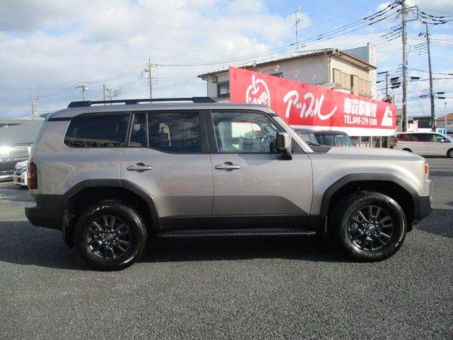 LANDCRUISER 250