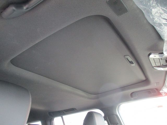 LANDCRUISER 250