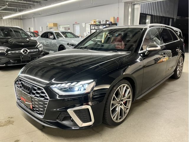 AUDI S4 AVANT