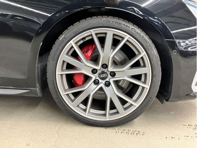 AUDI S4 AVANT