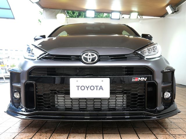GR YARIS