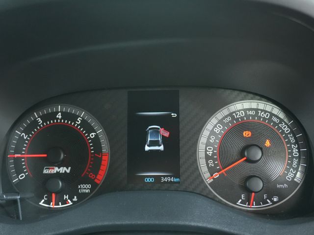 GR YARIS