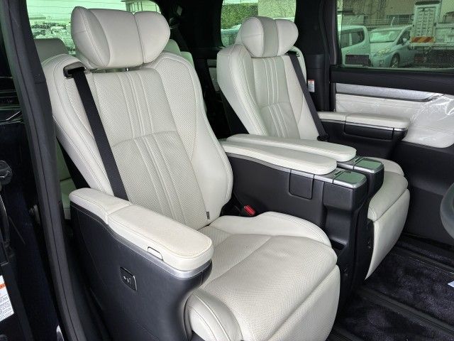 ALPHARD hybrid 4WD