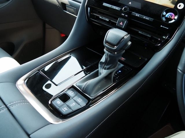 ALPHARD hybrid